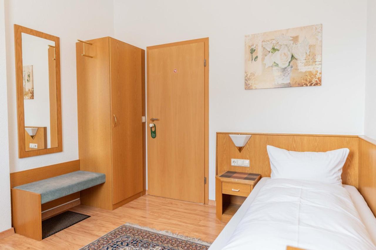 Hotel Am Roemerplatz Ulm Dış mekan fotoğraf