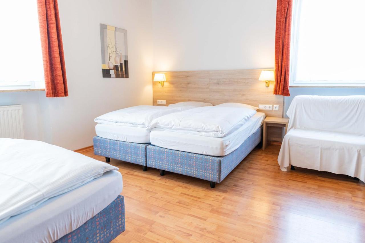 Hotel Am Roemerplatz Ulm Dış mekan fotoğraf