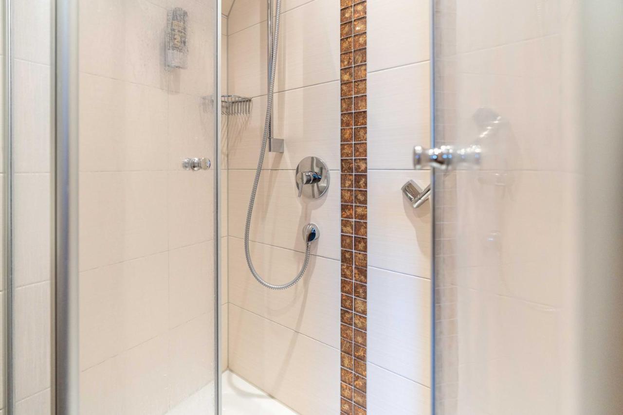 Hotel Am Roemerplatz Ulm Dış mekan fotoğraf