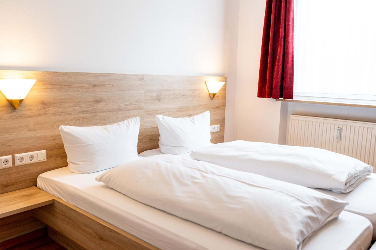 Hotel Am Roemerplatz Ulm Dış mekan fotoğraf