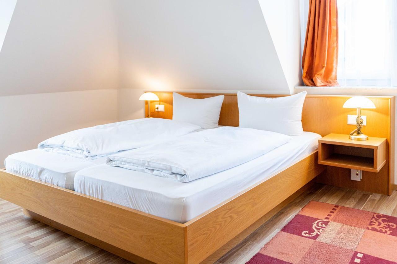 Hotel Am Roemerplatz Ulm Dış mekan fotoğraf