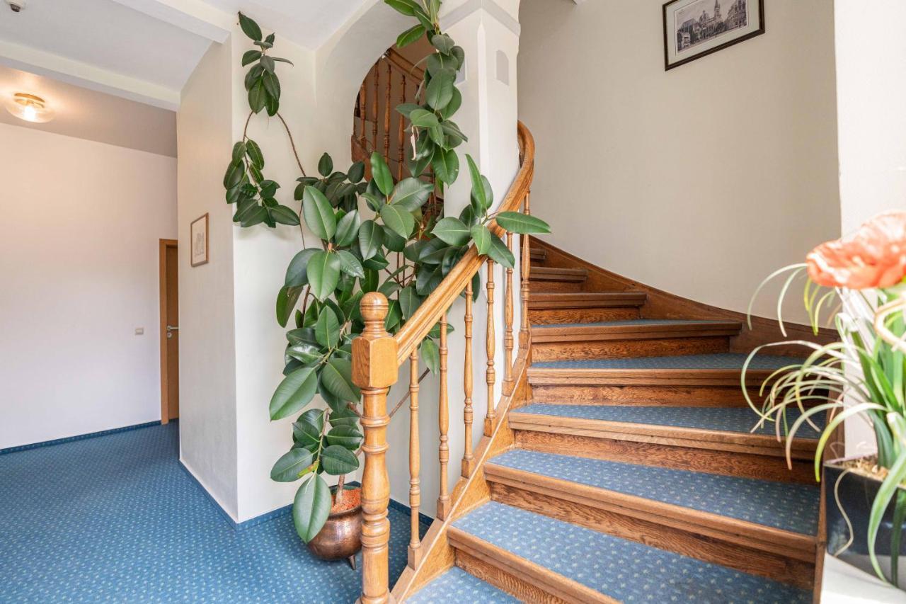 Hotel Am Roemerplatz Ulm Dış mekan fotoğraf